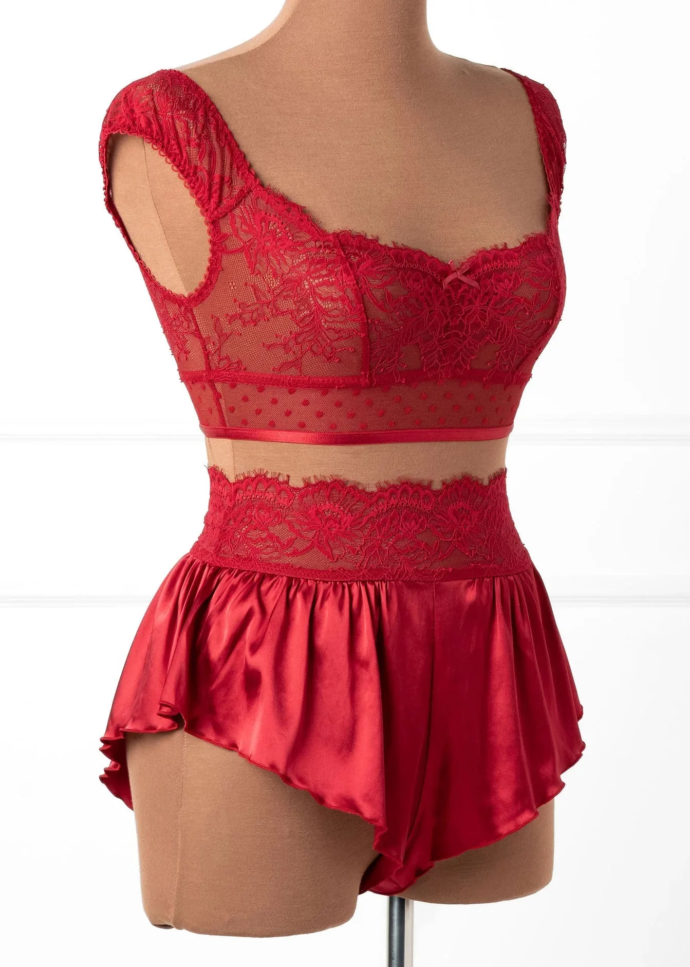 Lacy Off-The-Shoulder Bralette - Red - Image 5