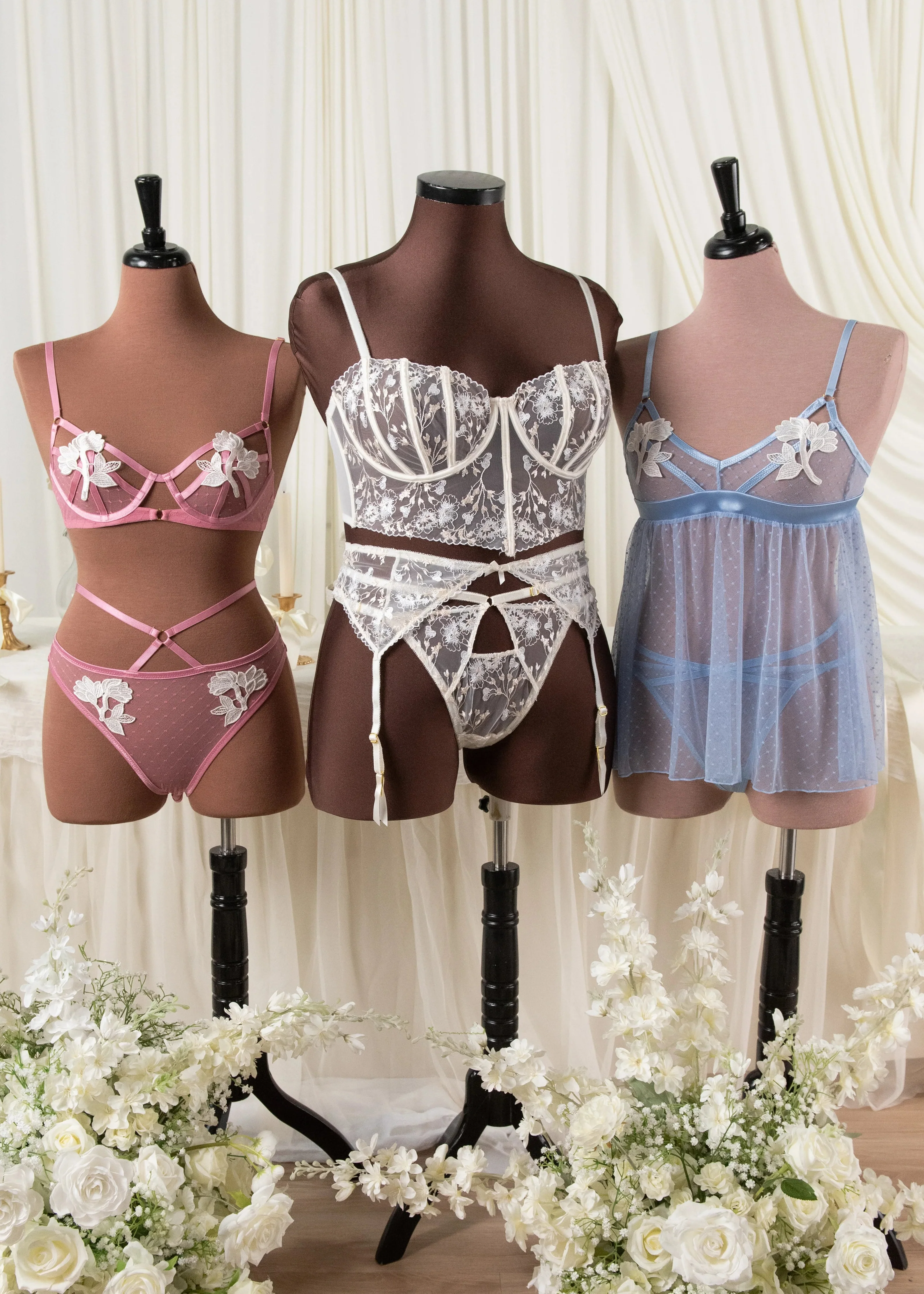 Strappy Appliqué Ouvert Panty - Rose - Image 14